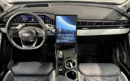 Geely Atlas, 2023 год, 2 999 800 рублей, 9 фотография