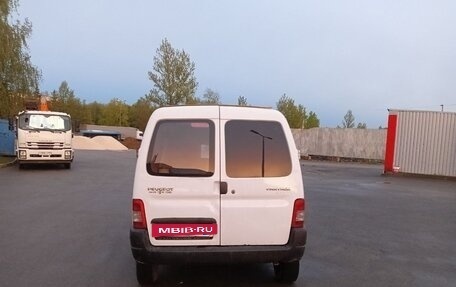 Peugeot Partner II рестайлинг 2, 2011 год, 280 000 рублей, 2 фотография