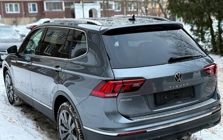 Volkswagen Tiguan II, 2022 год, 3 075 000 рублей, 4 фотография