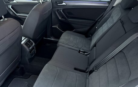 Volkswagen Tiguan II, 2022 год, 3 075 000 рублей, 9 фотография