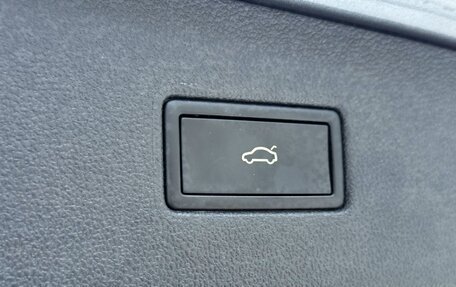 Volkswagen Tiguan II, 2022 год, 3 075 000 рублей, 10 фотография