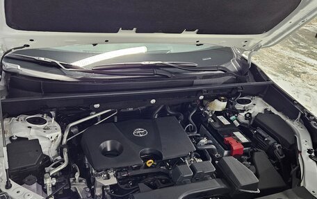 Toyota RAV4, 2024 год, 4 169 000 рублей, 8 фотография