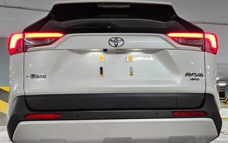 Toyota RAV4, 2024 год, 4 169 000 рублей, 22 фотография