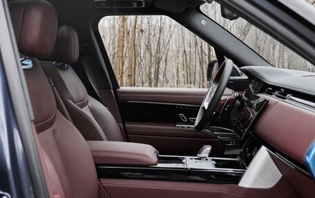 Land Rover Range Rover IV рестайлинг, 2025 год, 25 000 000 рублей, 5 фотография