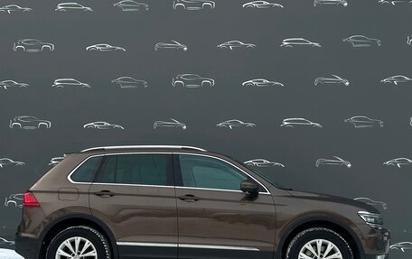 Volkswagen Tiguan II, 2017 год, 2 598 700 рублей, 11 фотография