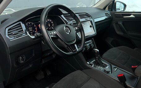 Volkswagen Tiguan II, 2017 год, 2 598 700 рублей, 5 фотография