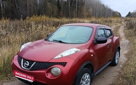Nissan Juke II, 2013 год, 980 000 рублей, 2 фотография