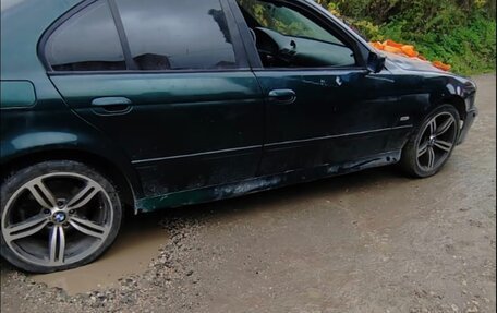 BMW 5 серия, 1998 год, 300 000 рублей, 1 фотография