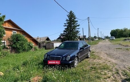 Mercedes-Benz E-Класс, 1995 год, 600 000 рублей, 9 фотография