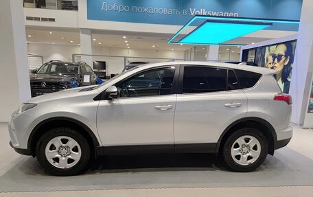 Toyota RAV4, 2018 год, 2 526 000 рублей, 10 фотография