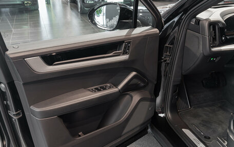 Porsche Cayenne III, 2025 год, 19 495 000 рублей, 10 фотография