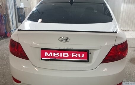 Hyundai Solaris II рестайлинг, 2013 год, 700 000 рублей, 25 фотография