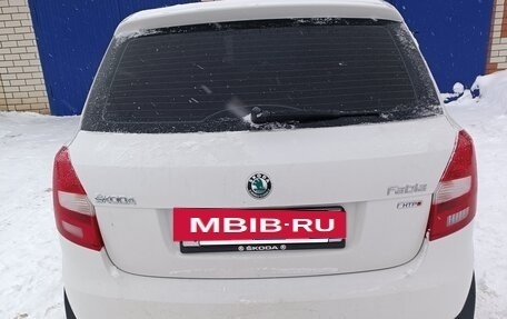 Skoda Fabia II, 2012 год, 700 000 рублей, 5 фотография