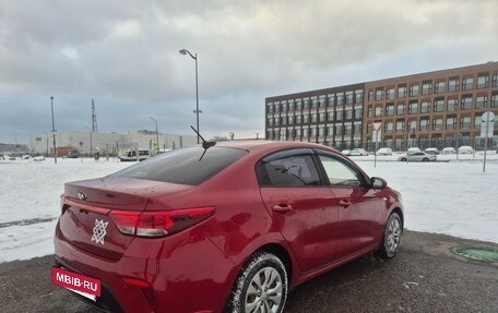 KIA Rio IV, 2018 год, 1 300 000 рублей, 5 фотография