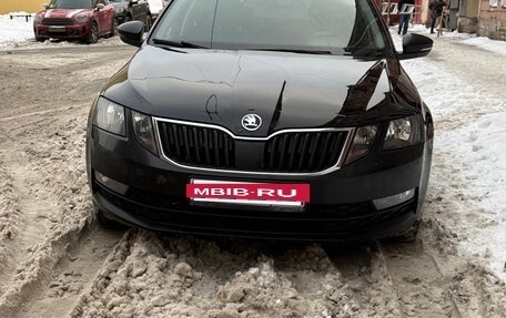 Skoda Octavia, 2019 год, 1 600 000 рублей, 2 фотография