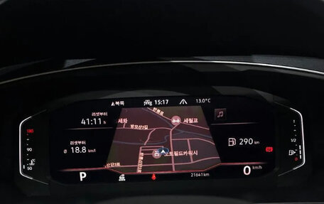 Volkswagen Tiguan II, 2022 год, 4 240 000 рублей, 6 фотография