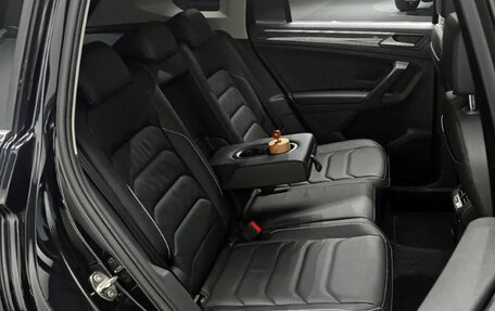 Volkswagen Tiguan II, 2022 год, 4 240 000 рублей, 10 фотография