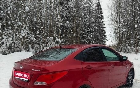 Hyundai Solaris II рестайлинг, 2015 год, 1 100 000 рублей, 4 фотография