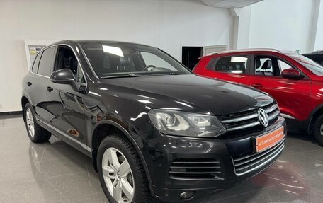 Volkswagen Touareg III, 2012 год, 2 300 000 рублей, 3 фотография