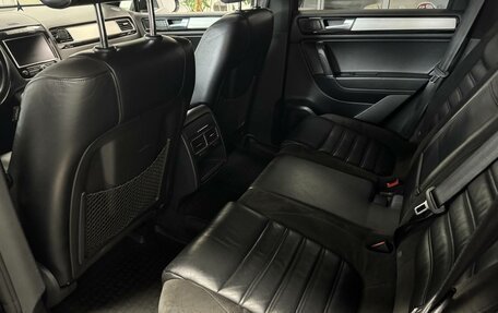 Volkswagen Touareg III, 2012 год, 2 300 000 рублей, 11 фотография