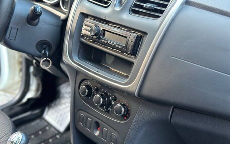 Renault Logan II, 2020 год, 475 000 рублей, 17 фотография