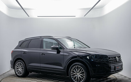 Volkswagen Touareg III, 2019 год, 4 790 000 рублей, 3 фотография