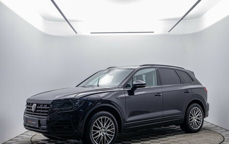 Volkswagen Touareg III, 2019 год, 4 790 000 рублей, 1 фотография