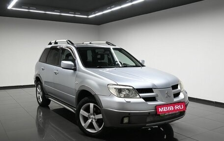 Mitsubishi Outlander III рестайлинг 3, 2006 год, 695 000 рублей, 5 фотография