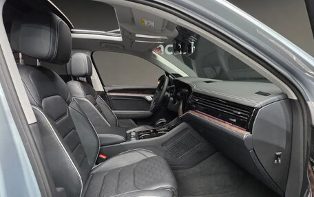 Volkswagen Touareg III, 2024 год, 10 970 000 рублей, 8 фотография