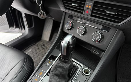 Volkswagen Jetta VII, 2019 год, 1 490 000 рублей, 11 фотография