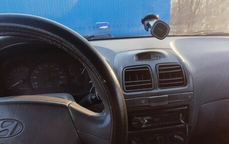 Hyundai Accent II, 2004 год, 350 000 рублей, 7 фотография