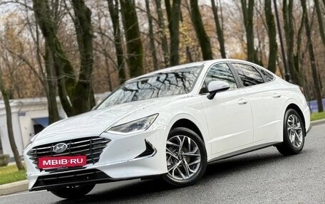 Hyundai Sonata VIII, 2020 год, 1 800 000 рублей, 3 фотография