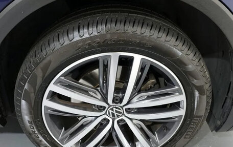 Volkswagen Tiguan II, 2022 год, 4 900 000 рублей, 3 фотография