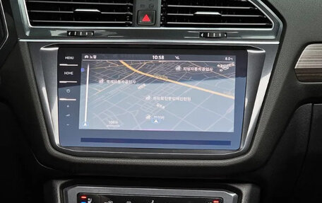 Volkswagen Tiguan II, 2022 год, 4 900 000 рублей, 12 фотография