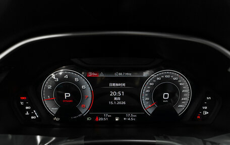 Audi Q3, 2025 год, 5 000 000 рублей, 12 фотография