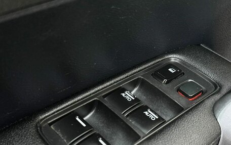 Honda CR-V III рестайлинг, 2008 год, 1 099 999 рублей, 10 фотография