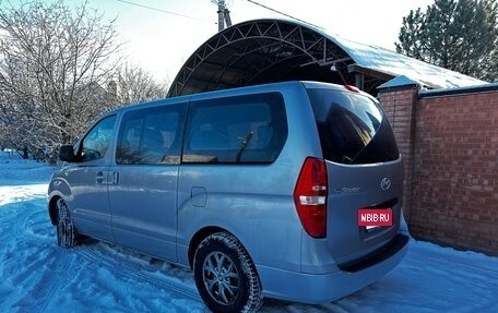 Hyundai Grand Starex Grand Starex I рестайлинг 2, 2011 год, 1 250 000 рублей, 6 фотография