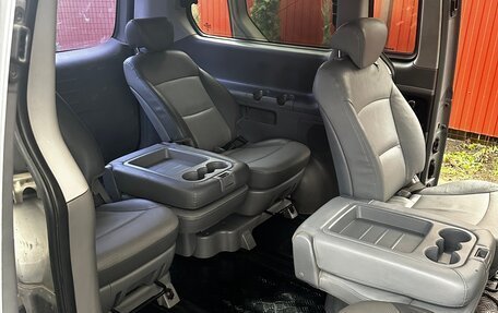 Hyundai Grand Starex Grand Starex I рестайлинг 2, 2011 год, 1 250 000 рублей, 15 фотография