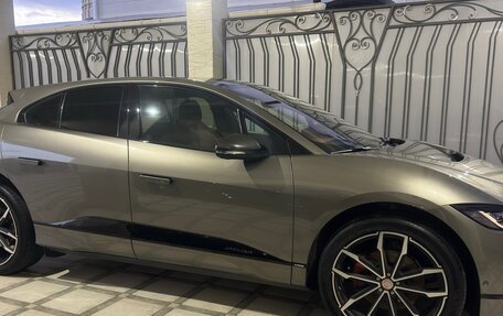 Jaguar I-Pace I, 2019 год, 5 100 000 рублей, 4 фотография