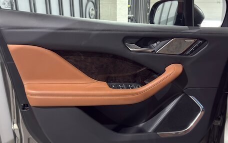 Jaguar I-Pace I, 2019 год, 5 100 000 рублей, 23 фотография