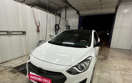 Hyundai i30 II рестайлинг, 2015 год, 1 100 000 рублей, 3 фотография