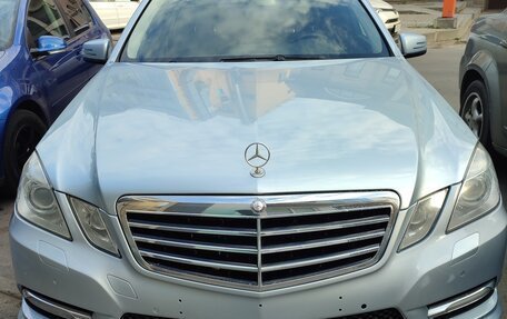 Mercedes-Benz E-Класс, 2012 год, 1 520 000 рублей, 1 фотография