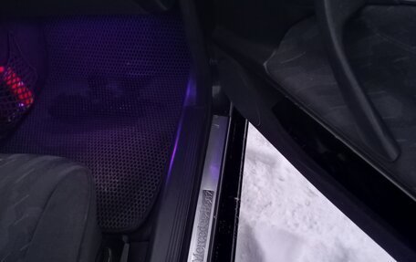 Mercedes-Benz E-Класс, 2001 год, 17 фотография