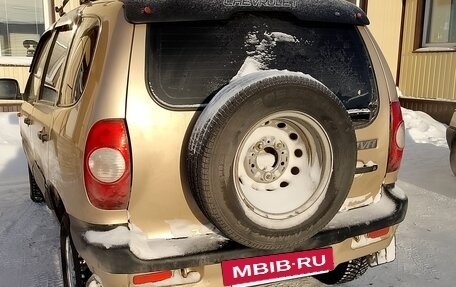 Chevrolet Niva I рестайлинг, 2004 год, 350 000 рублей, 4 фотография