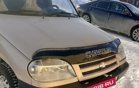 Chevrolet Niva I рестайлинг, 2004 год, 350 000 рублей, 2 фотография