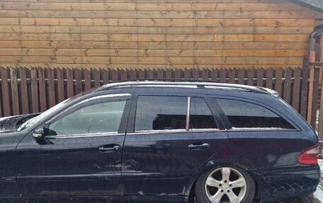 Mercedes-Benz E-Класс, 2003 год, 650 000 рублей, 2 фотография