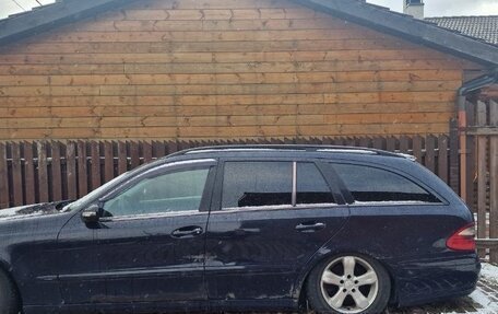 Mercedes-Benz E-Класс, 2003 год, 650 000 рублей, 6 фотография