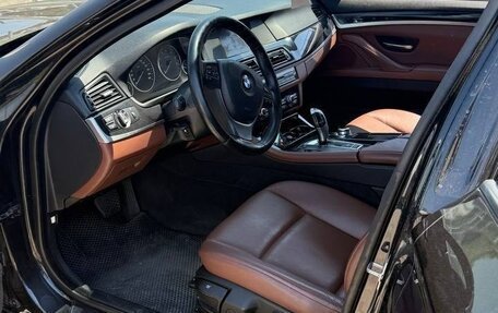 BMW 5 серия, 2011 год, 1 700 000 рублей, 6 фотография