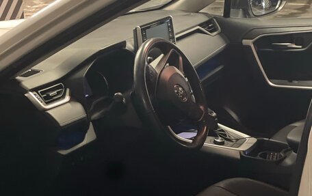 Toyota RAV4, 2019 год, 3 500 000 рублей, 7 фотография