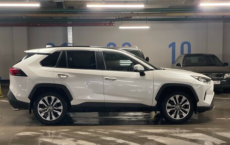 Toyota RAV4, 2019 год, 3 500 000 рублей, 4 фотография